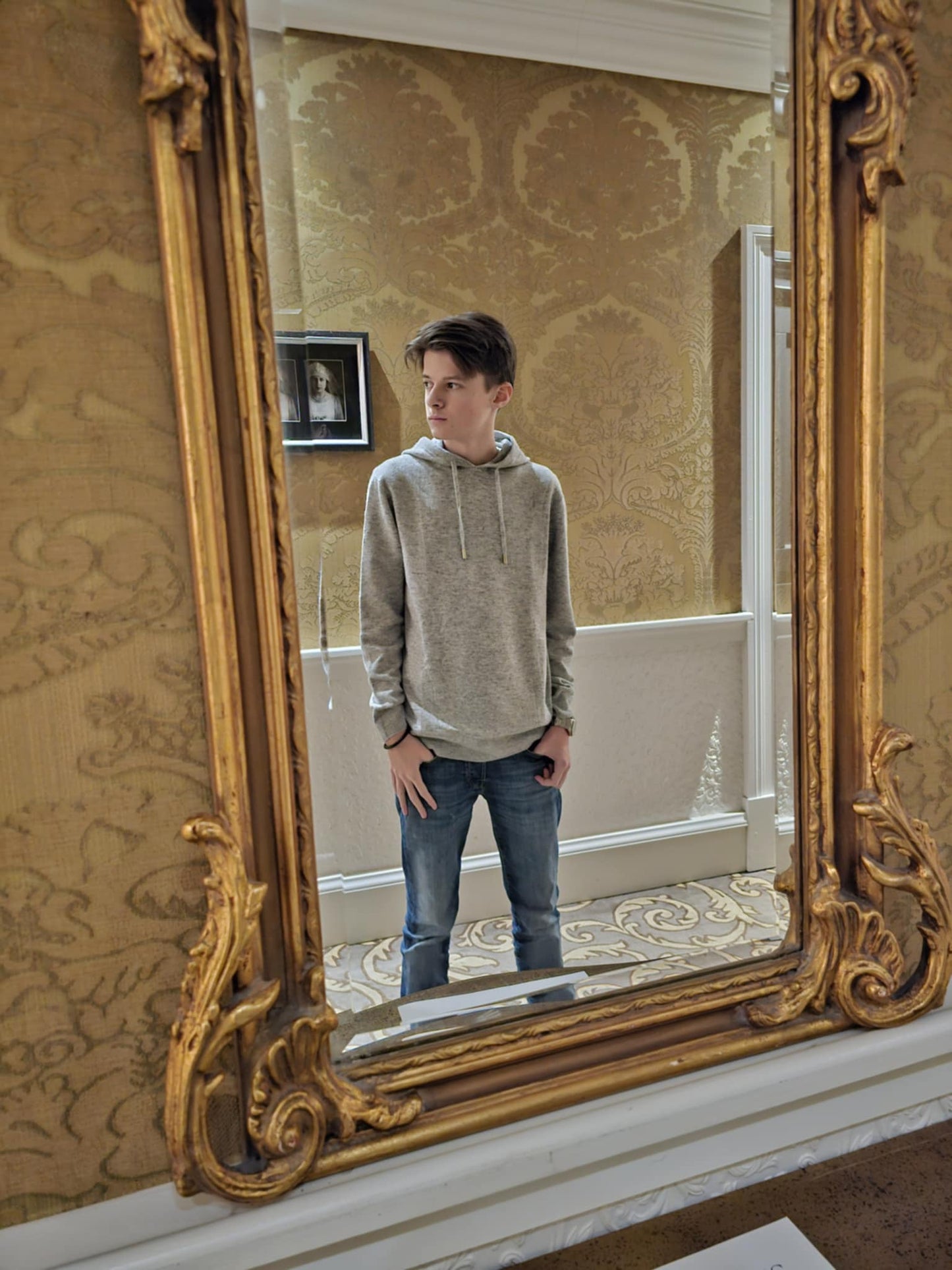 Grå Cashmere hoodie